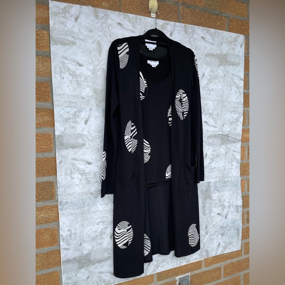 Joseph Ribkoff S/P 2pc Black Zebra Print  Top & Duster Cardigan Set - Picture 3 of 12